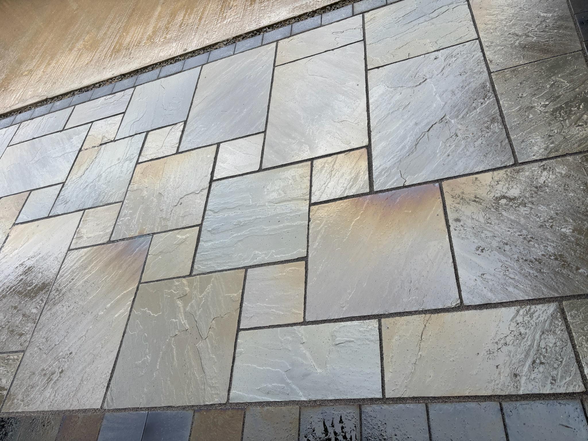 Kandla Grey Indian Sandstone Patio with Charcoal Border