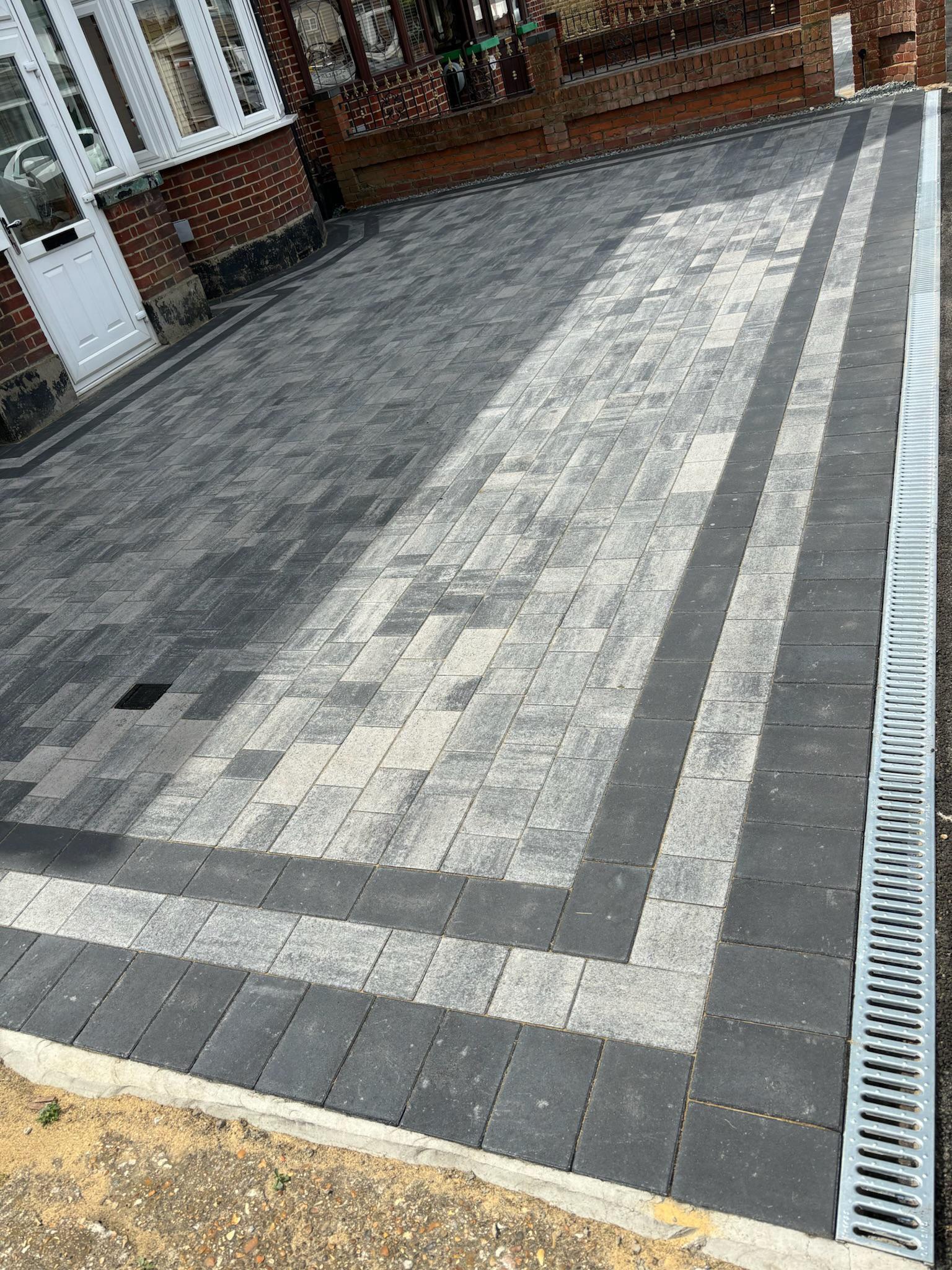 Silver Grey BarleyStone Block Paved Driveway finished photo 2