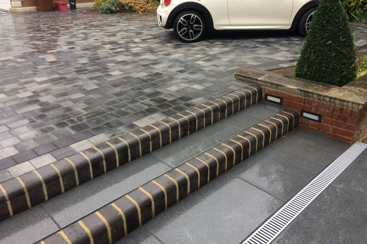 Driveways service by NewScape